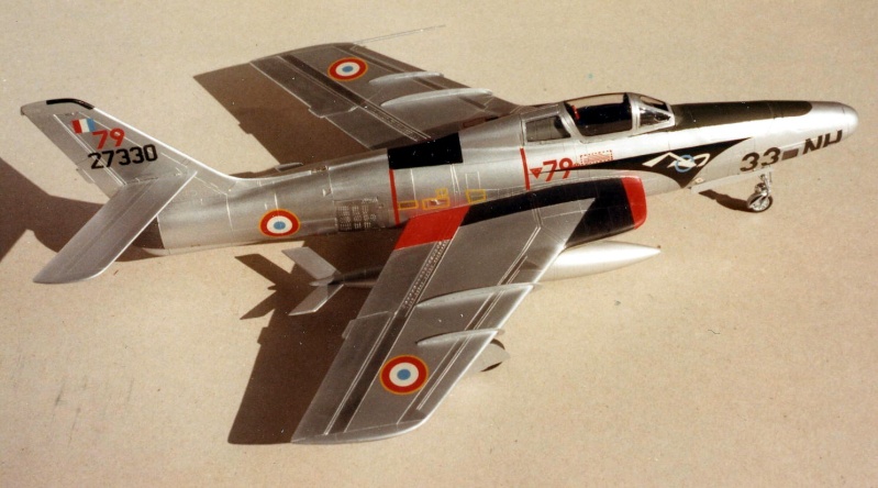 Republic RF84F Thunderflash - Heller - 1/48 Republ28