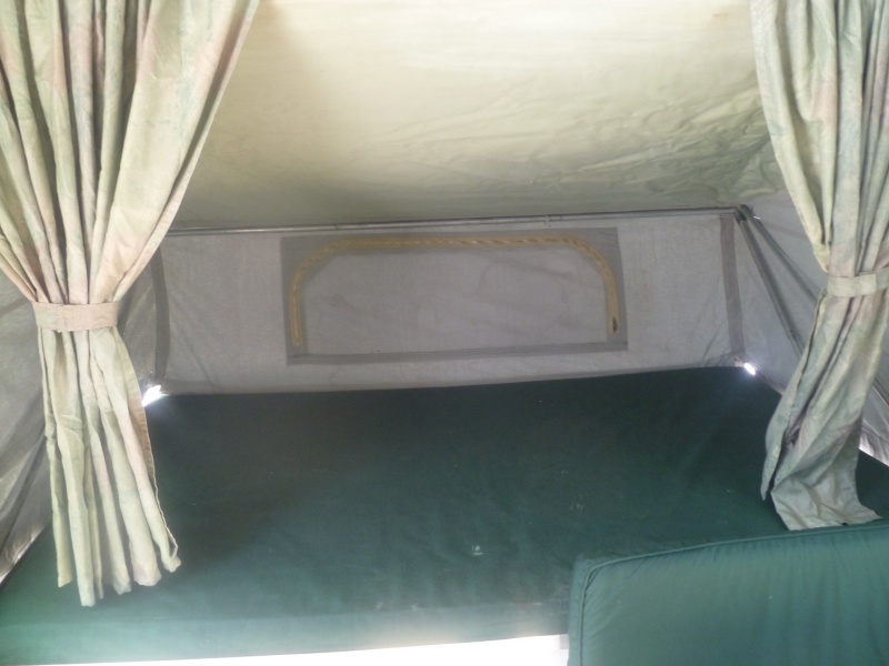 tente roulotte (600$) P1050912