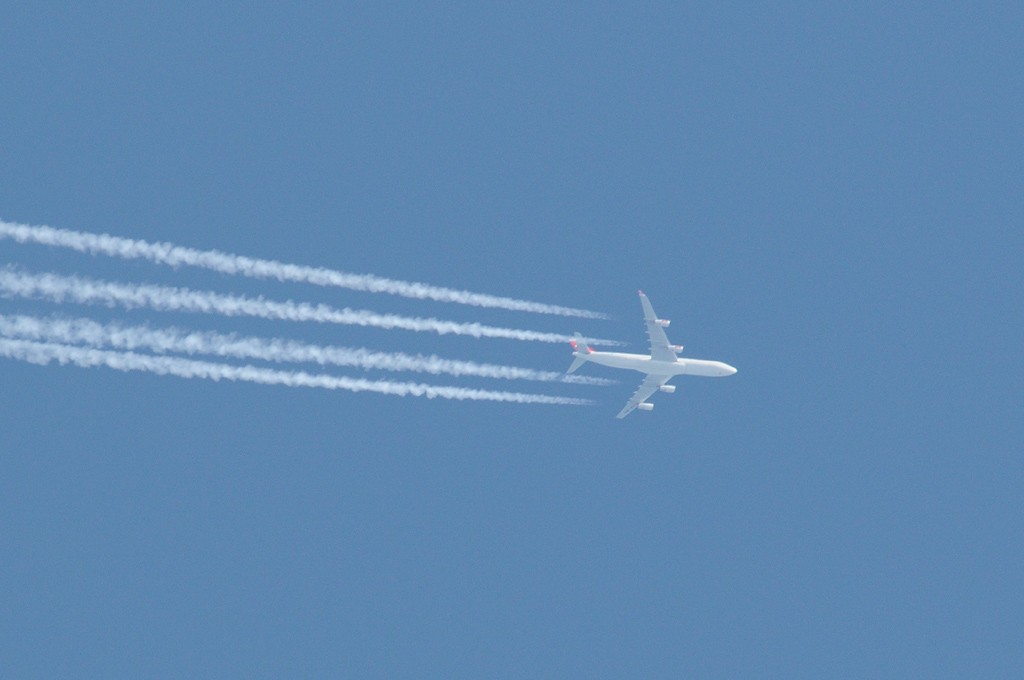 [Topic Unique] Les avions à très haute altitude Dsc_1812