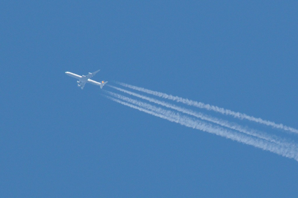 [Topic Unique] Les avions à très haute altitude Dsc_2012