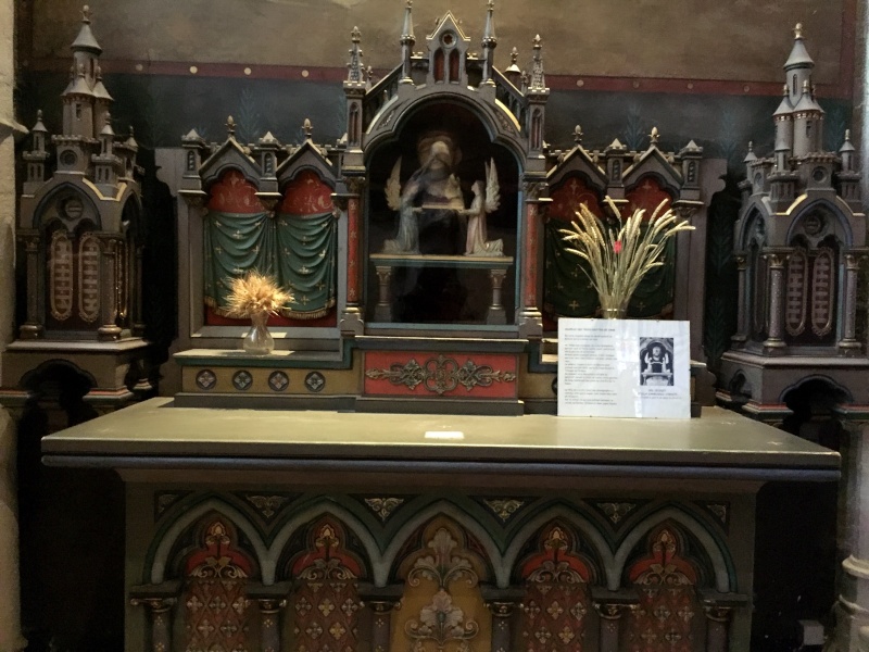 La Chapelle Des Trois Gouttes De Sang Quimper - 