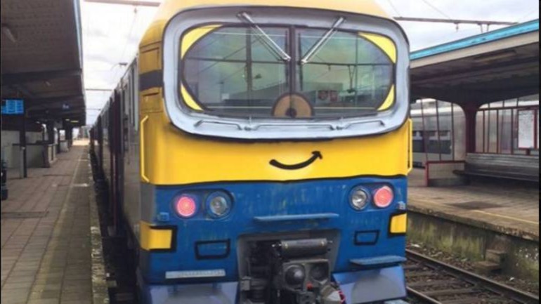 train minion(humour belge) Train_10