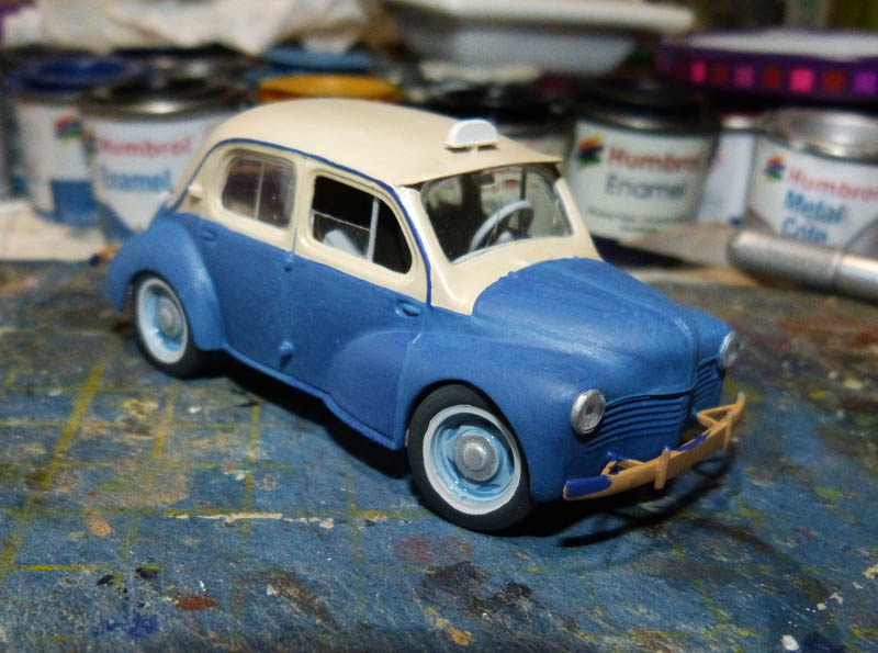 [1/43] RENAULT 4CV Taxi de SAÏGON TERMINE ! - Page 2 Taxisa24