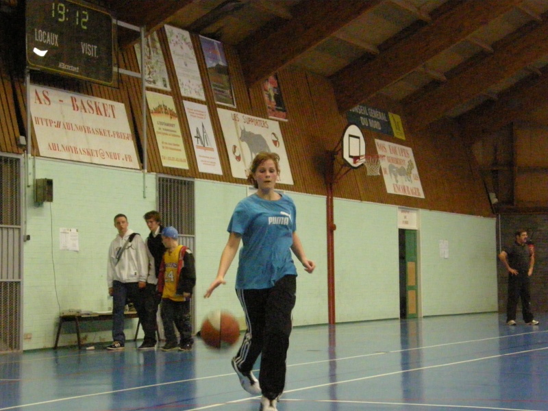 LES CADETTES A L'ENTRAINEMENT SEPTEMBRE 2008 P9110021