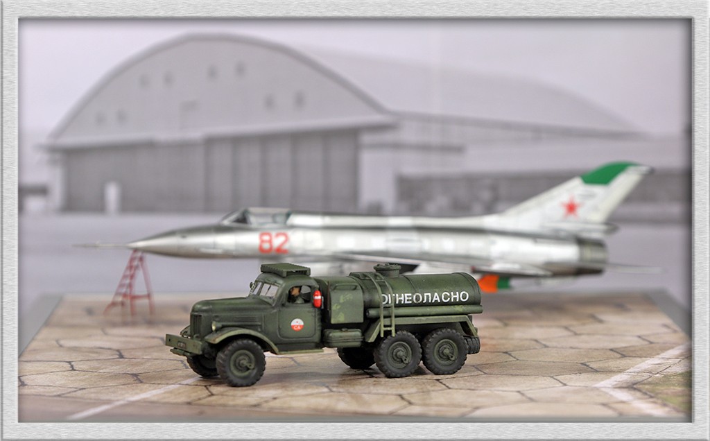 ZiL-157 version citerne (1:72, Trumpeter) Img_5641