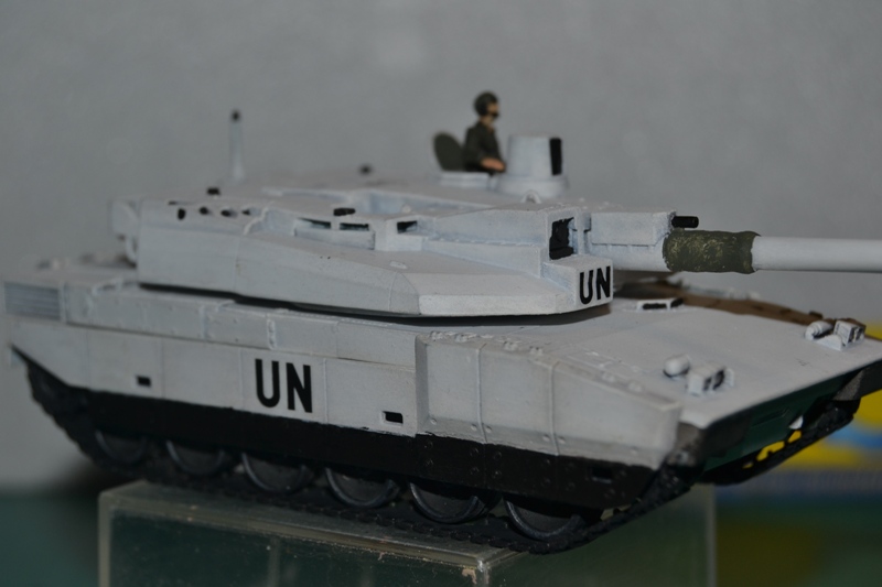 [REVELL] GIAT AMX 56 LECLERC T5 char de combat  ONU Réf 03131 - Page 2 Dsc_0107