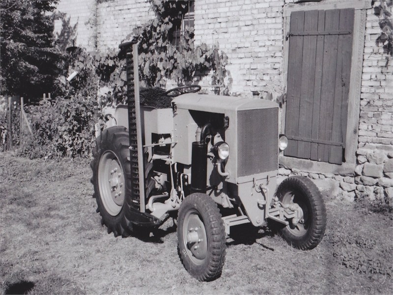 Ensinger  tracteur allemand 2130