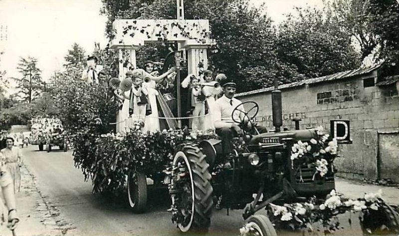 Corsos fleuris, défilés, cavalcades, chars et tracteurs décorés Captu256