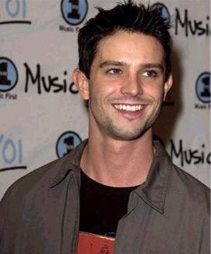 Jason Behr (cadet Danvers) - Page 3 Jason_10