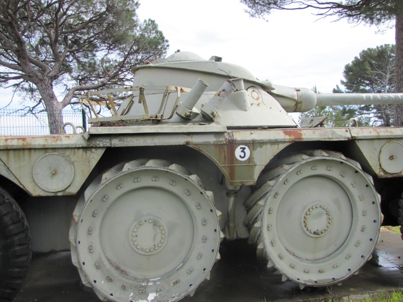 EBR Panhard  avec tourelle FL10 et tourelle FL11 Ebr_fr10