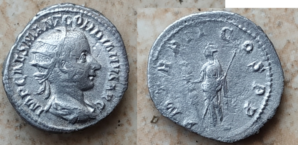 Antoniniano de Gordiano III. P M TR P II COS P P. Fides a izq. Roma Antoni13