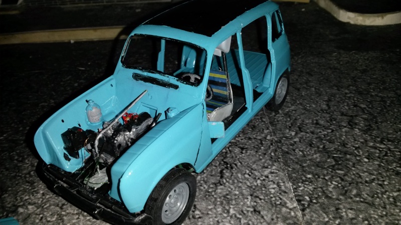 RENAULT 4L SAFARI 1977 Réf 80759 20160215