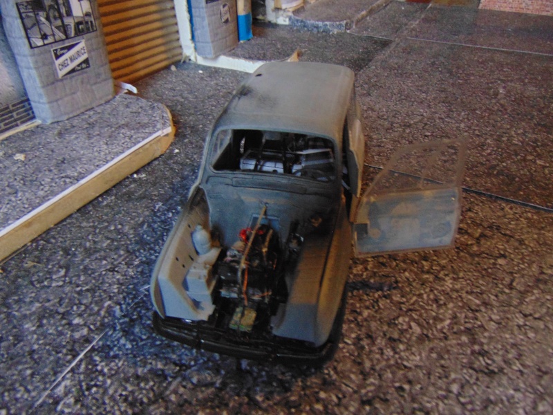 RENAULT 4L SAFARI 1977 Réf 80759 Dsc03019
