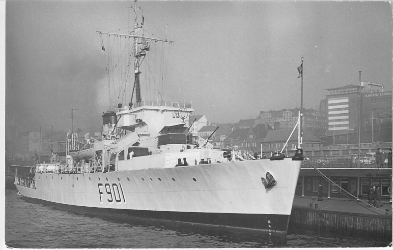 F901 Georges Lecointe (ex HMCS Wallaceburg) - Page 8 Lecoin12