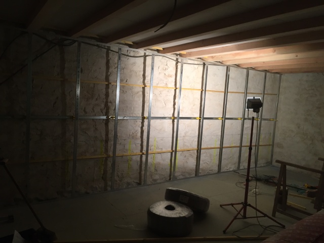 Restauration de toute une partie de la maison - Page 3 2016-010