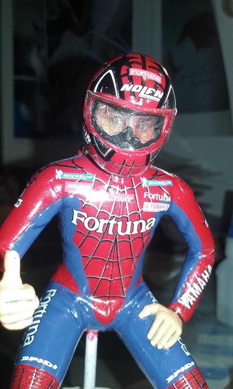 Spiderman fait de la moto 20160225