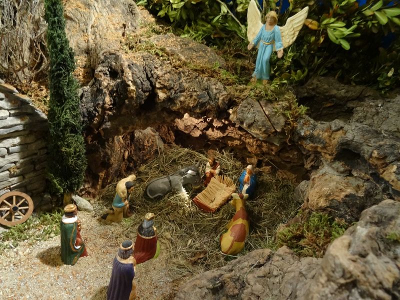 La crèche d'Henri de Carpentras 2015 Dsc08919