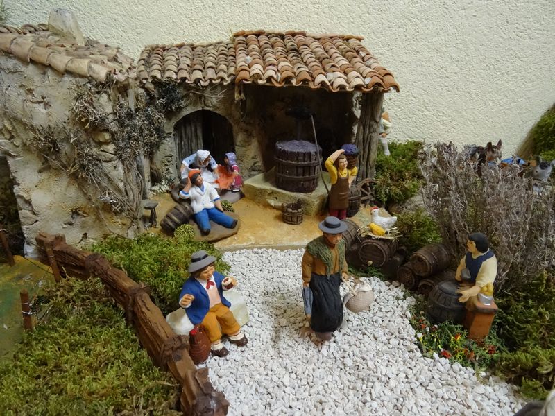 La crèche du curé de Saint Saturnin 2015 Dsc08938