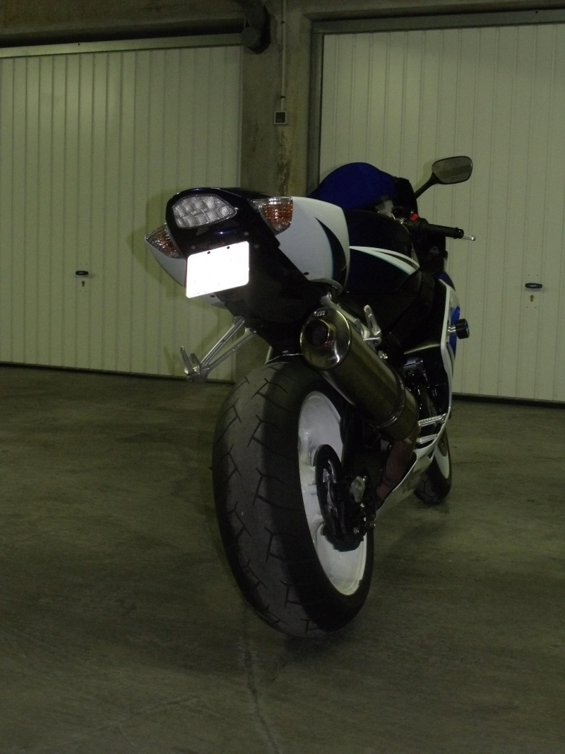 Gsx_R 1000 k6 de Duduz 2010_032