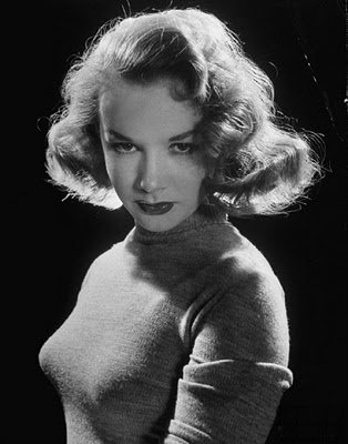 PIPER LAURIE 19608710