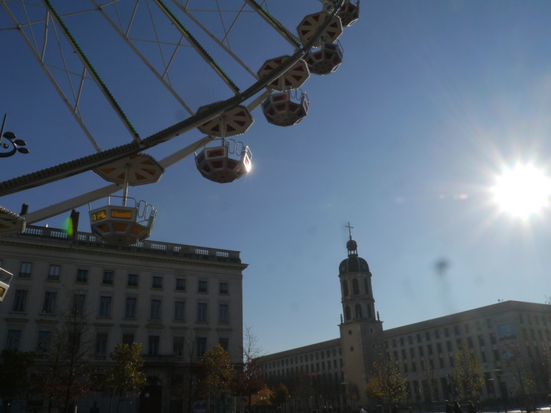 [LYON] Grande Roue, Marché aux livres, Vues & Zoom (Dec 2015) P1770319