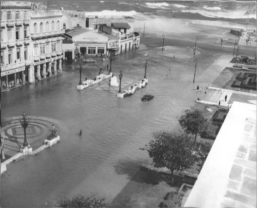 Cienfuegos - FOTOS DE CUBA ! SOLAMENTES DE ANTES DEL 1958 !!!! - Página 29 Floodi10