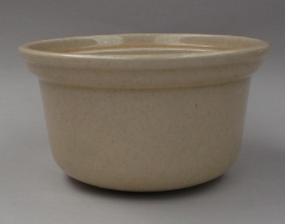  5641 Sugar bowl and Lid - is an Ansett Casserole Dscf2217