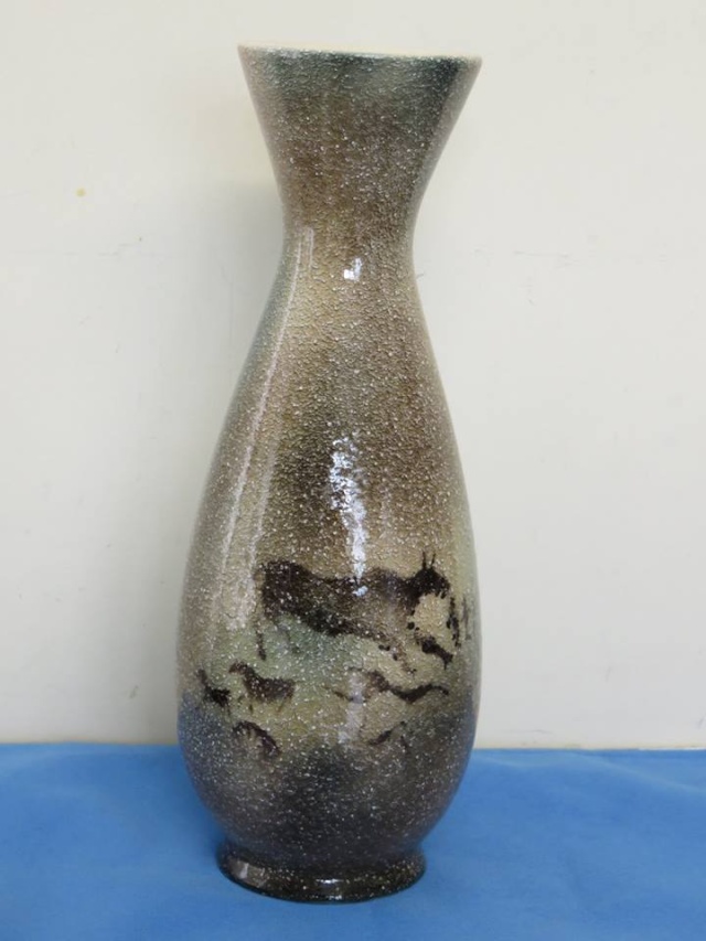 PV 111 Stonehenge vase courtesy of Manos Pv_11110