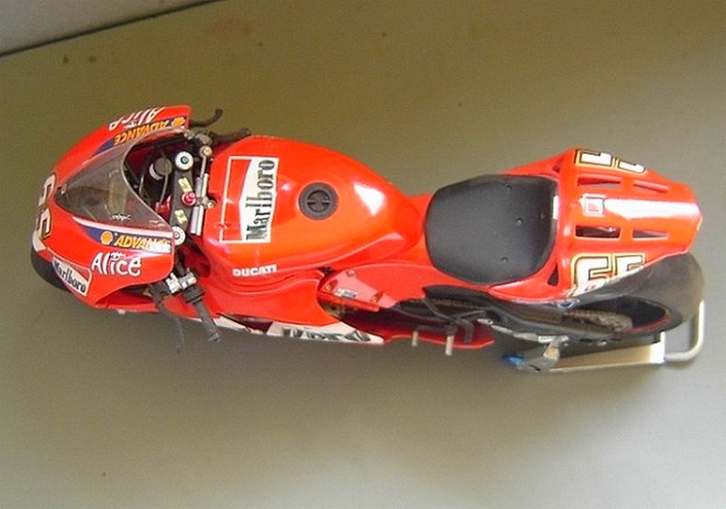 Ducati tamiya 1/12 0131010