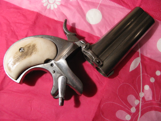 Derringer Grand_18