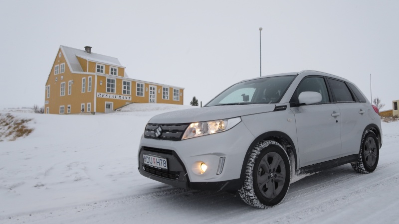 ICELAND BY VITARA **CAUTION VERY PICTURE HEAVY** Icelan92