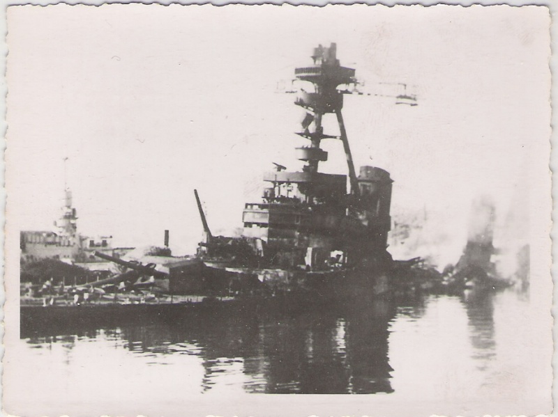 TOULON 27 NOVEMBRE 1942. Le_col10