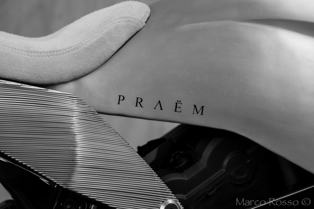 Salon de la Moto - Paris 2016... - Page 3 Praem_12