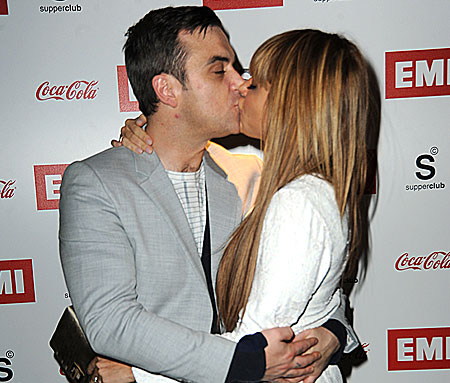 Robbie Williams et son épouse Ayda Robbie12
