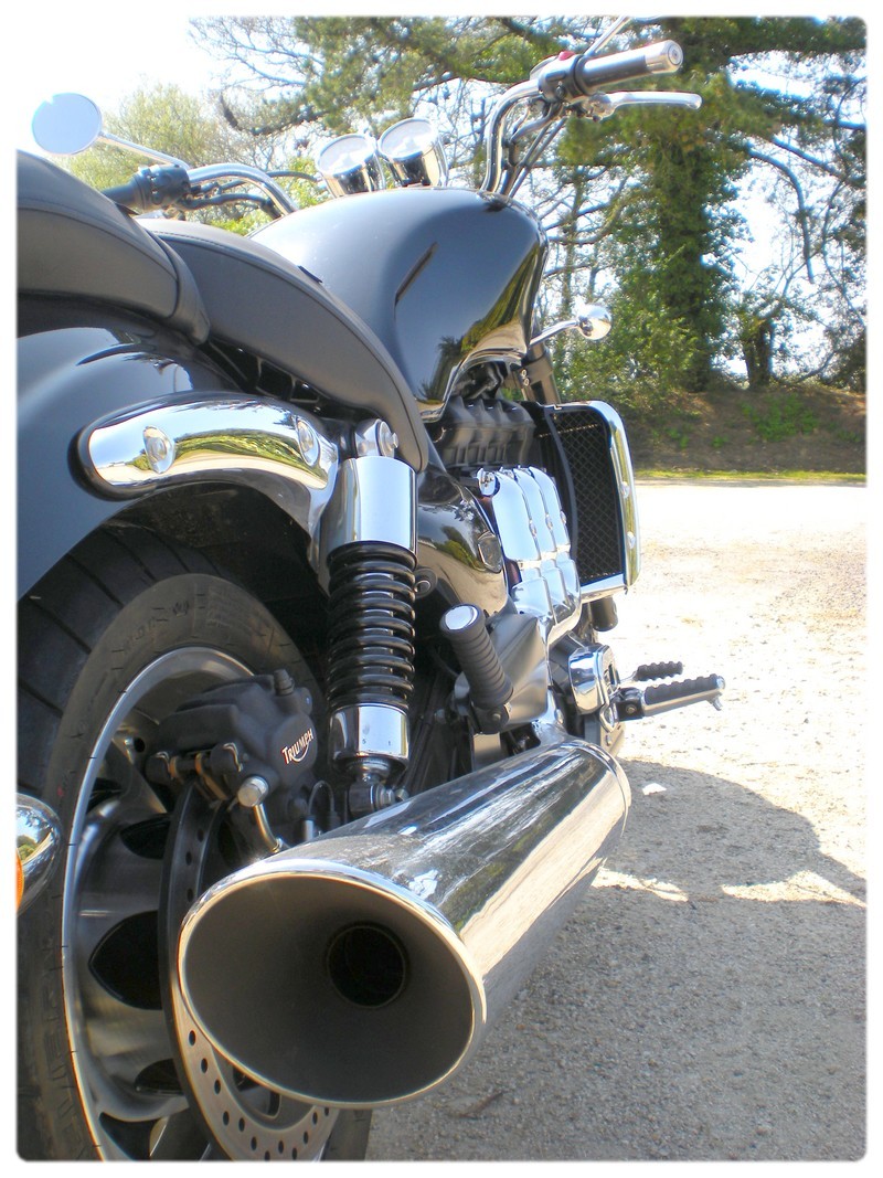 Triumph Rocket III Roadster Rocket15