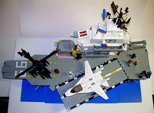 Custom Lego USS FLAGG And More Uss_le12
