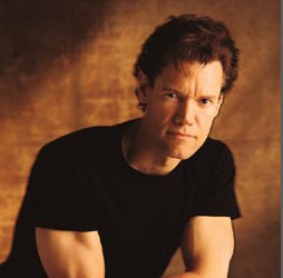 RANDY TRAVIS : la classe ! Randy-10