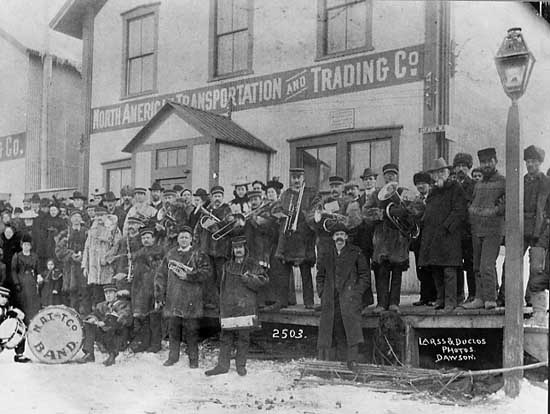 Dawson City, ville témoin de la ruée vers l'or du Klondike. - Page 4 313