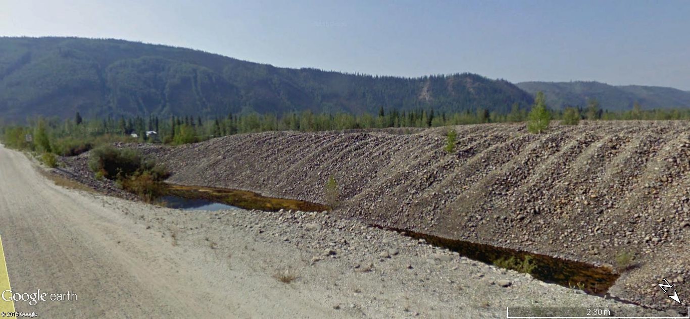 Dawson City, ville témoin de la ruée vers l'or du Klondike. 57