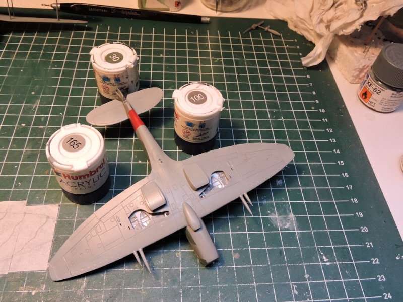 [GB AIRFIX] spitifire MK22 " FINIT" Spitif35