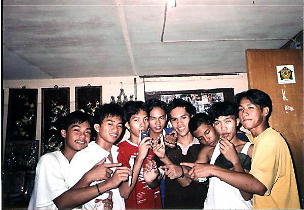 Post Your Barkada Pics Here - Page 16 Itaas_10