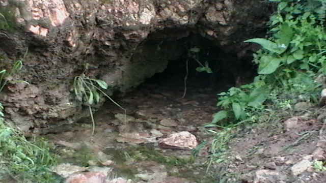 صور شلالات المياه في واد سلمان Ouuoo231