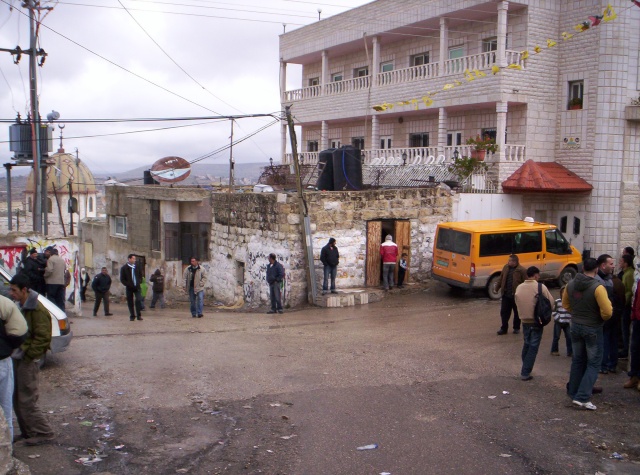خروج المصلين من مسجد القرية لهذا اليوم الجمعه Ouuoo_99