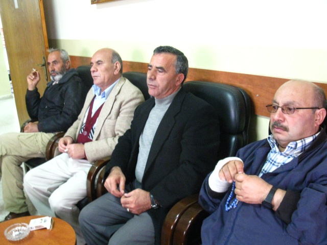 زيارة وزراء وشخصيات فلسطينيه لمجلس محلي القرية Pictur29