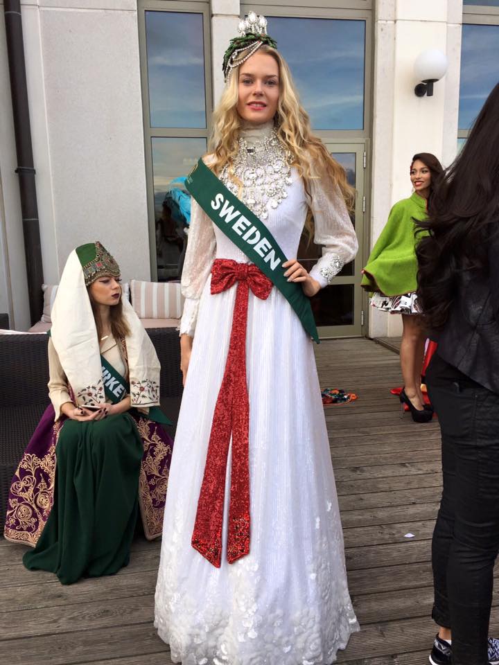 **MISS EARTH 2015- COVERAGE** 12239410