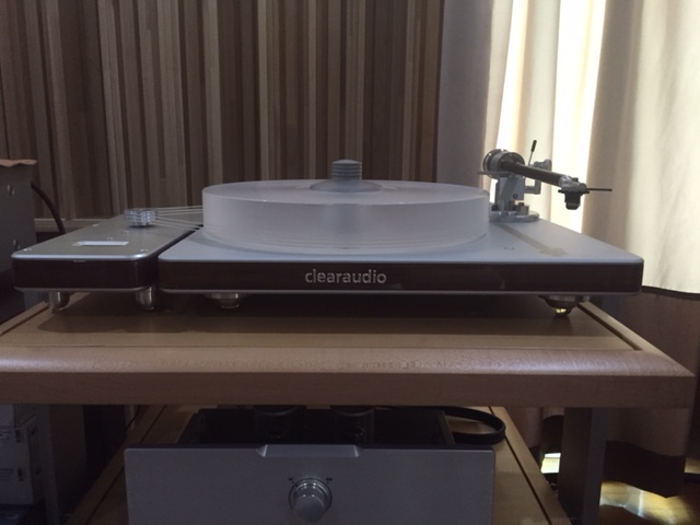 Clearaudio Ambient Turntable with Satisfy tonearm (used) Image112