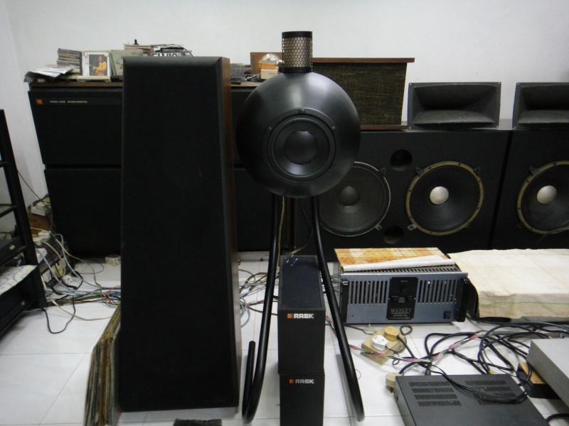 Gallo acoustics nucleus solo speaker (Used)SOLD Dsc00210