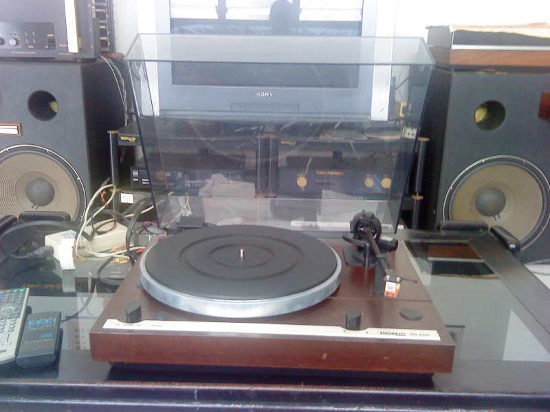 Thorens TD 320 turntable (Used)SOLD Dsc02817