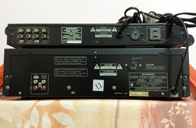 Pioneer cassette deck and equalizer (Used) Image110