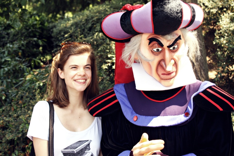 Photos avec les characters/personnages - Page 37 Frollo10